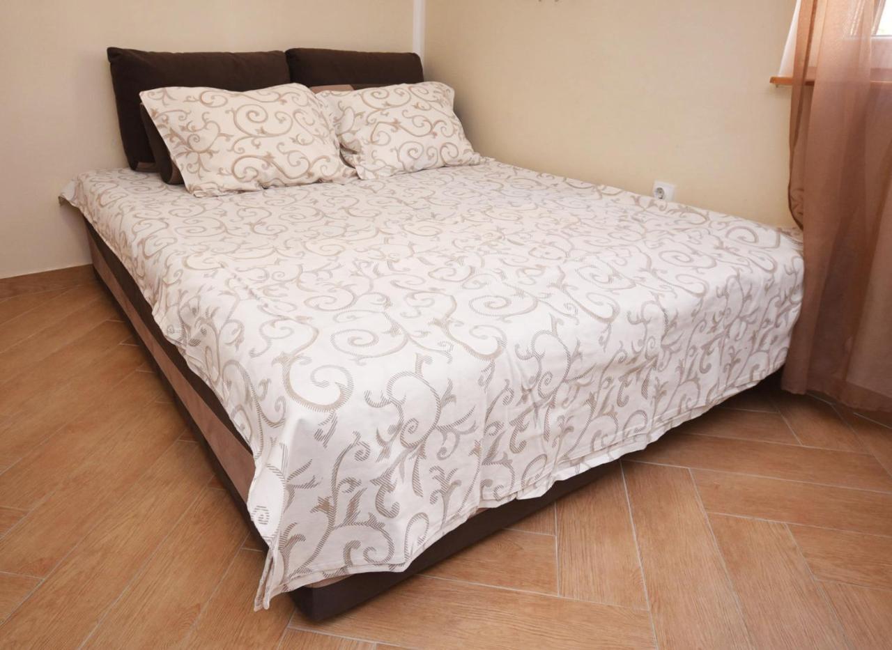 تْشيرسيك نوفي Vila Kula 1830 Apartments المظهر الخارجي الصورة